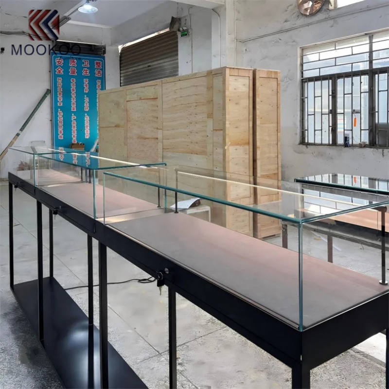 Aanpasbare glazen display met  - Jewelry Stores With Watches recensie en prijs