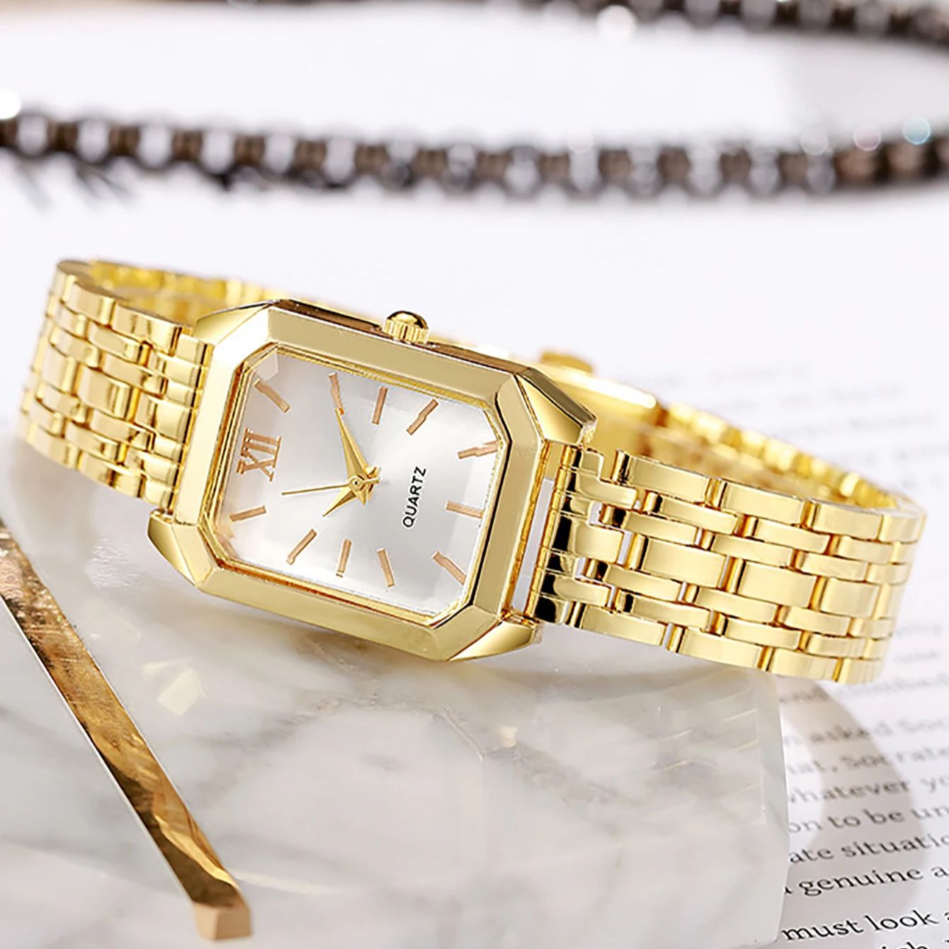 Deze elegante dameshorloge met - Does Jewelry Include Watches recensie en prijs